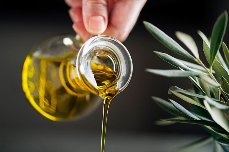 Olive Oil Sommeliers on Selecting the Best Extra-Virgin Olive Oils
